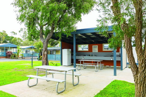 Amaroo Holiday Park - Accommodation Bookings 1