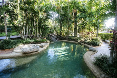 City Oasis Inn - Accommodation Bookings 1