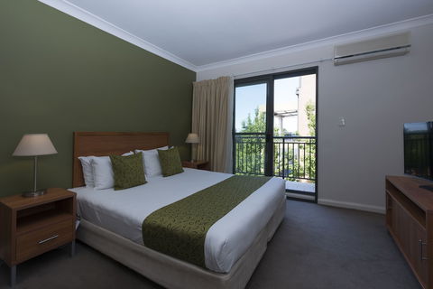 Leisure Inn Spires - Accommodation Bookings 1