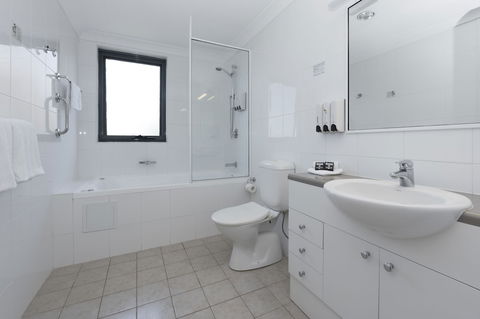 Leisure Inn Spires - Accommodation Bookings 4