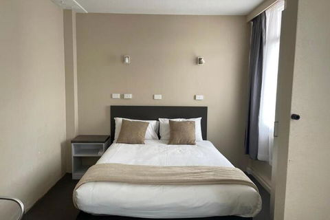 Astor Hotel Motel - Accommodation Bookings 7