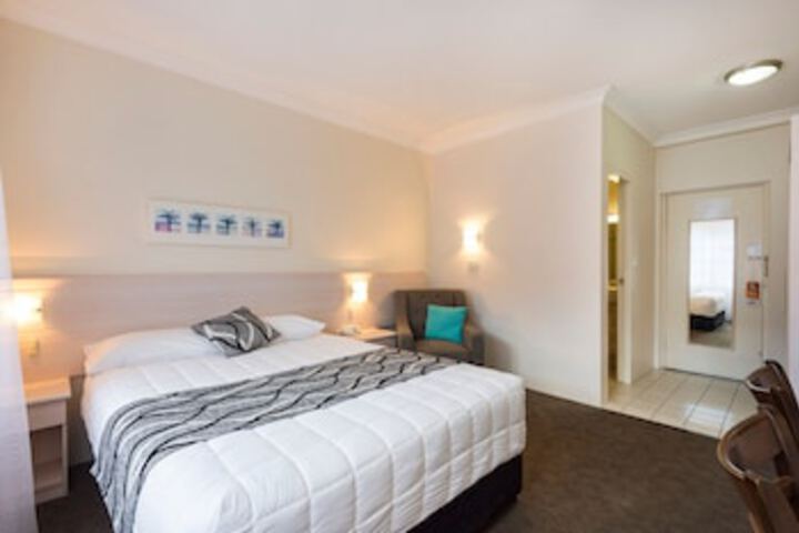  Accommodation Bookings