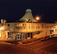 The Lighthouse Hotel - Accommodation Bookings