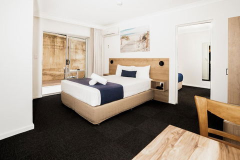 Caribbean Motel - Accommodation Bookings 2