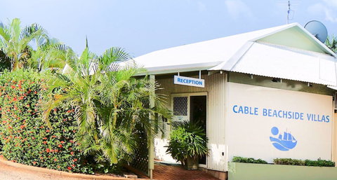 Cable Beachside Villas - Accommodation Bookings 0