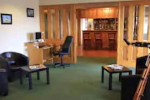 Aviators Lodge Motel - Accommodation Bookings 2
