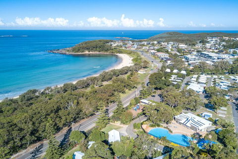 Fingal Bay Holiday Park - Accommodation Bookings 1