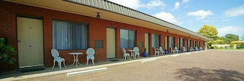 Nicholas Royal Motel - Accommodation Bookings 3
