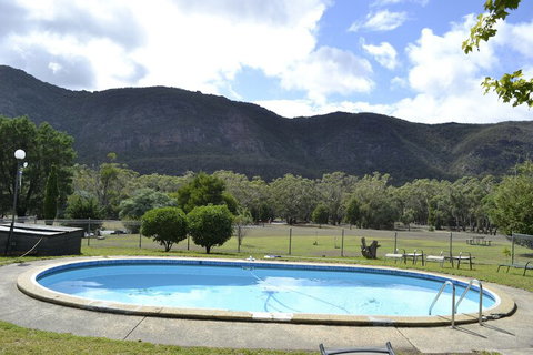 The Grampians Motel & The Views Restaurant - Accommodation Bookings 3