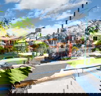 Tropical Queenslander - Accommodation Bookings
