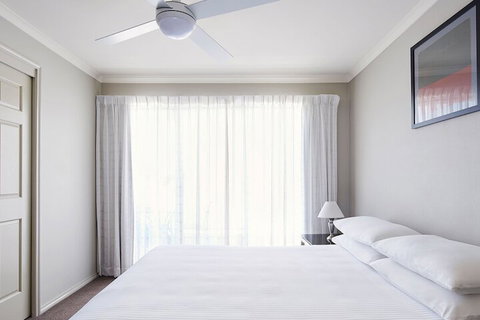 Pinnacle Apartments - Accommodation Bookings 3