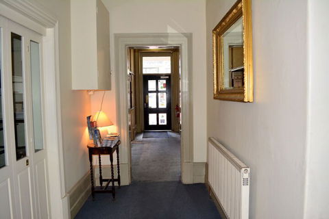 Richmond Hill Hotel - Accommodation Bookings 3