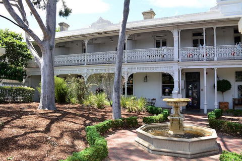 Richmond Hill Hotel - Accommodation Bookings 2