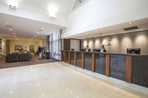 Holiday Inn Potts Point Sydney, An IHG Hotel - Accommodation Bookings 1