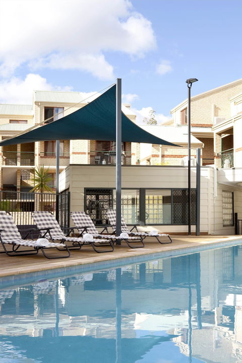 Mont Clare Boutique Apartments - Accommodation Bookings 1