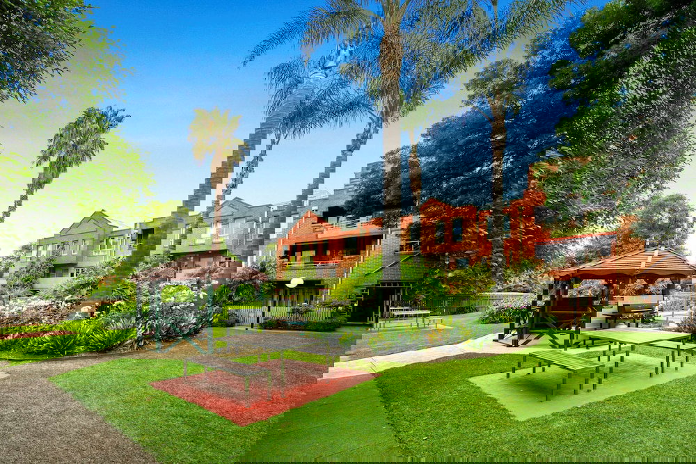  Accommodation Bookings