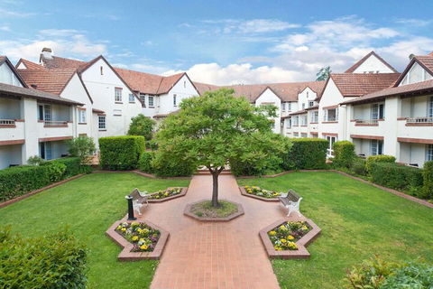 Mercure Canberra - Accommodation Bookings 3