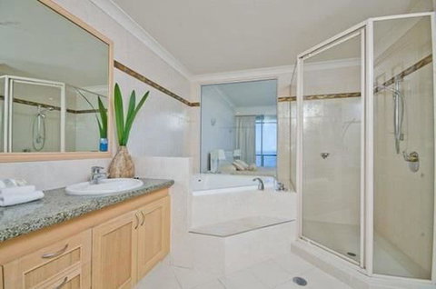 Oceana On Broadbeach - Accommodation Bookings 5