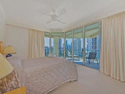 Oceana On Broadbeach - Accommodation Bookings 6