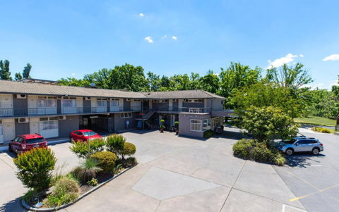 Forrest Hotel And Apartments - Accommodation Bookings 0