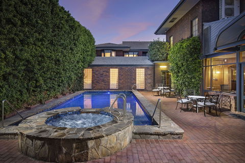 Adelaide Inn - Accommodation Bookings 0