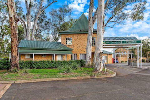 Quality Inn Penrith - Accommodation Bookings 0