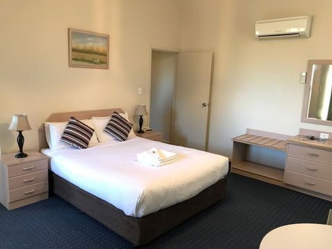 Orange Motor Lodge - Accommodation Bookings 4