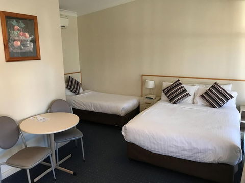 Orange Motor Lodge - Accommodation Bookings 2