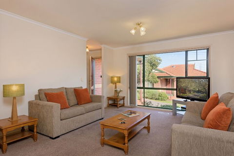 Mount Waverley Townhouses - Accommodation Bookings 5
