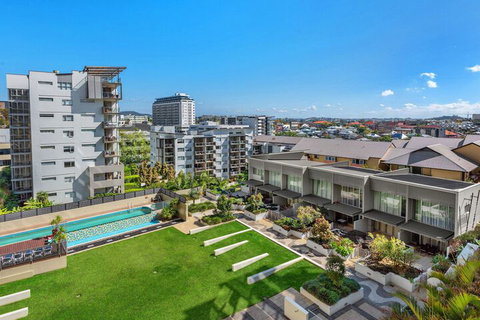 Oxygen Apartments - Accommodation Bookings 2