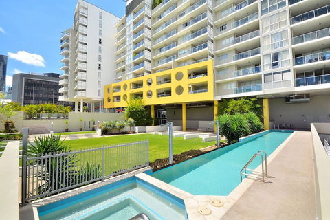 Oxygen Apartments - Accommodation Bookings 5