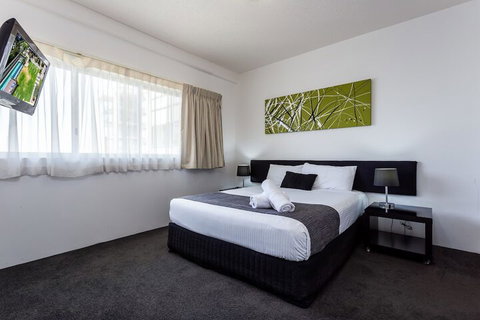 Oxygen Apartments - Accommodation Bookings 7