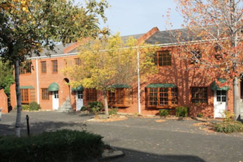 Bay Hotel Apartments - Accommodation Bookings 0