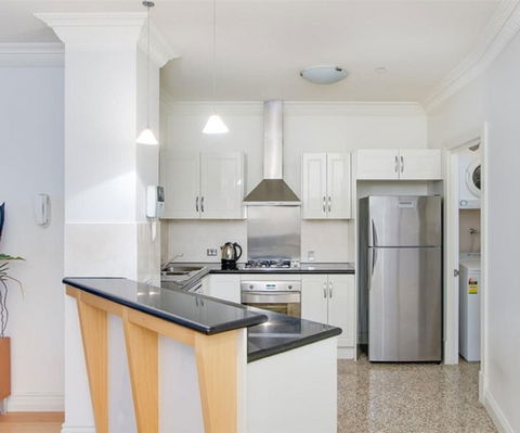 Macarthur Chambers - Accommodation Bookings 6