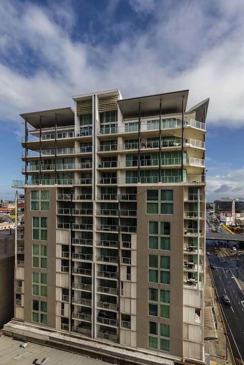 Oaks Adelaide Horizons Suites - Accommodation Bookings 3