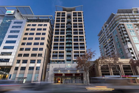 Oaks Adelaide Horizons Suites - Accommodation Bookings 2