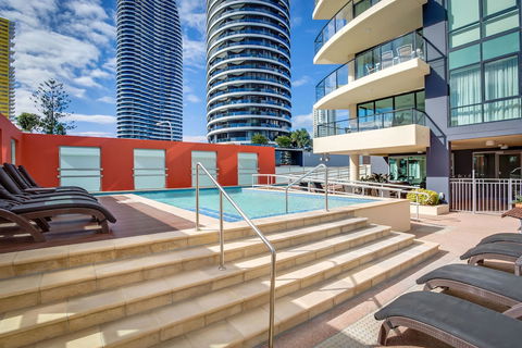 Mantra Broadbeach On The Park - Accommodation Bookings 5