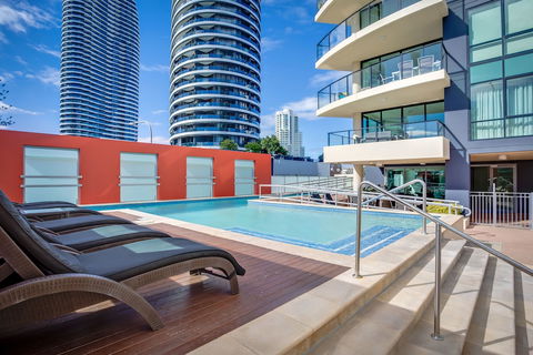 Mantra Broadbeach On The Park - Accommodation Bookings 6