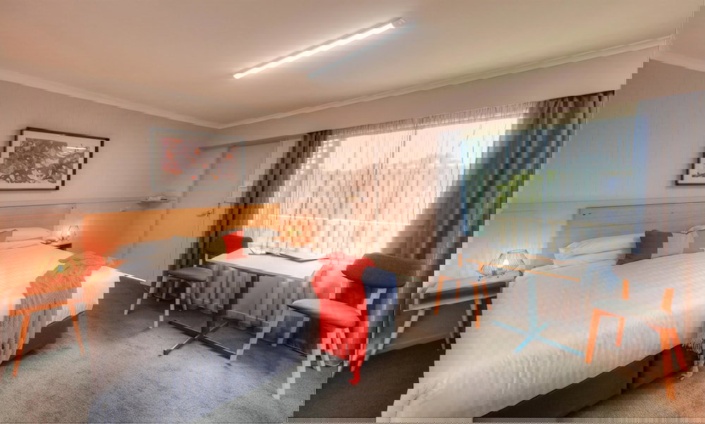 Somerset TAS Accommodation Bookings