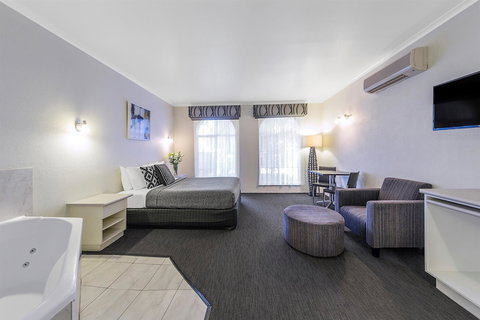 Best Western Cathedral Motor Inn - Accommodation Bookings 6