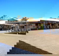 Cascade Motel In Townsville