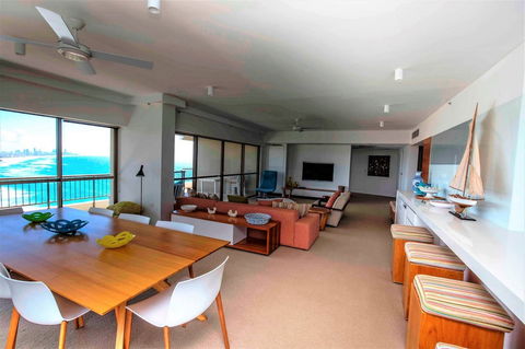 Gemini Court Holiday Apartments - Accommodation Bookings 4