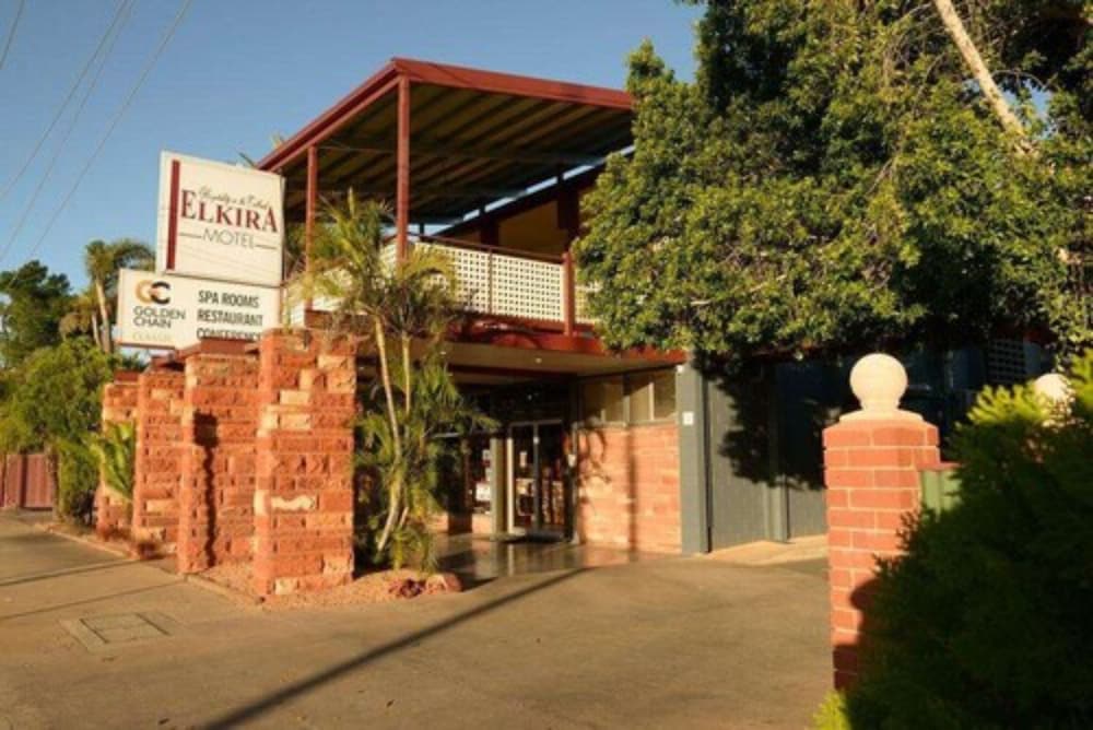  Accommodation Bookings