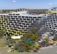 Ramada Resort by Wyndham Golden Beach - Accommodation Bookings