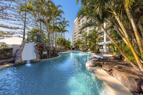 Ramada Resort By Wyndham Golden Beach - Accommodation Bookings 3