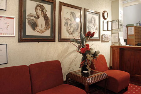 Hotel Claremont Guest House - Accommodation Bookings 5