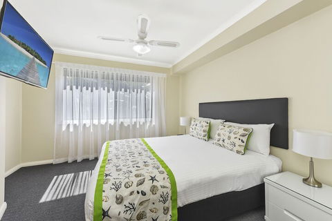 Flynns Beach Resort - Accommodation Bookings 4