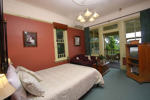 Moments Mountain Retreat - Accommodation Bookings 7