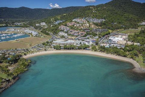 Airlie Beach Hotel - Accommodation Bookings 2