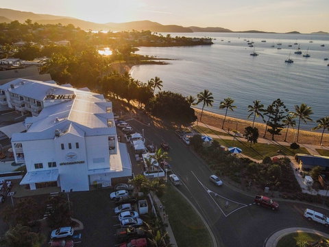 Airlie Beach Hotel - Accommodation Bookings 5